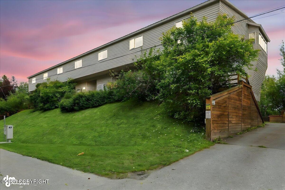 1072 E Westpoint Dr unit 5, Wasilla, AK 99654 - photo 1