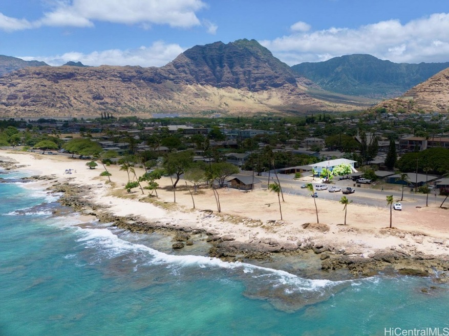 Beautiful location across from Lualualei Beach par