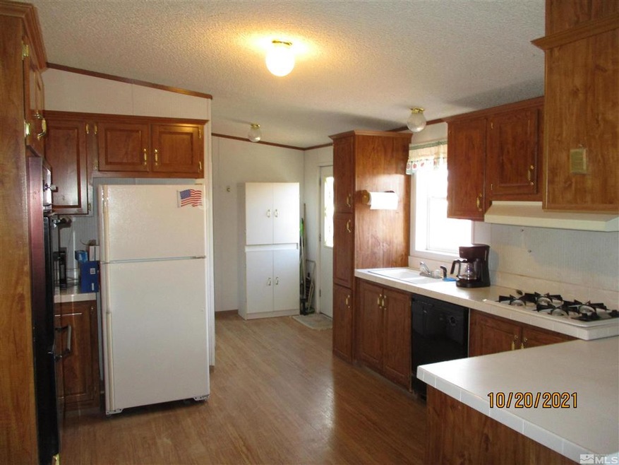 7495 Lightning Way, Winnemucca, NV 89445 - photo 1