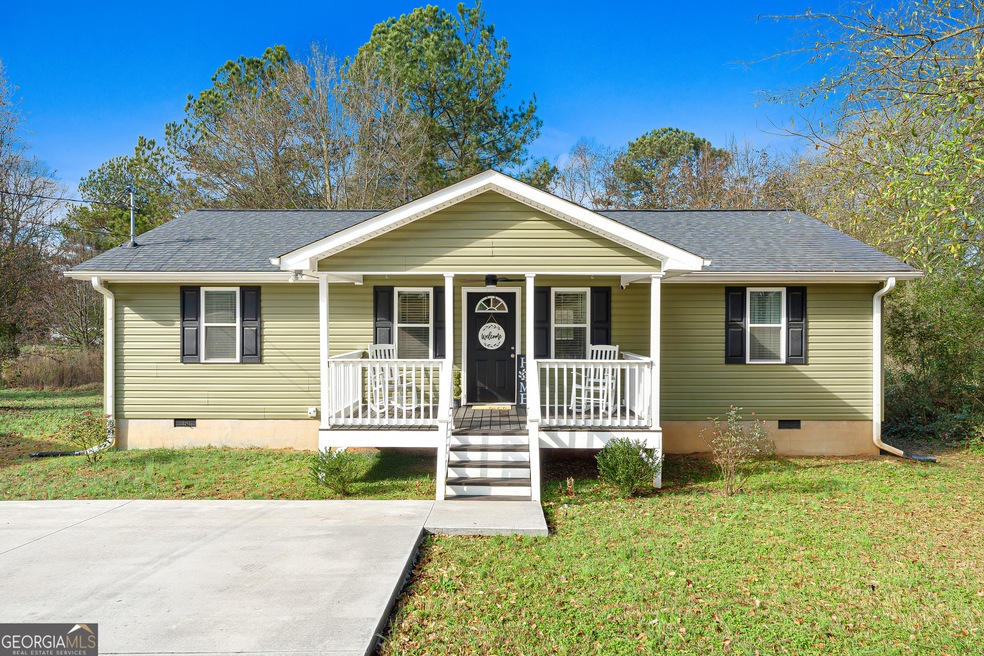 126 Baileys Garage Rd, Bowersville, GA 30516 - photo 1