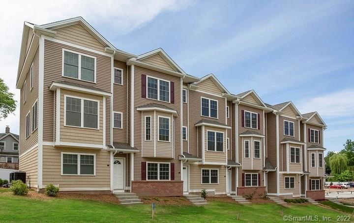 35 Ringgold St unit 304, West Hartford, CT 06119 - photo 1