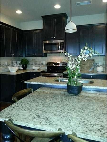 Kitchen. Spacious kitchen with granite countertops