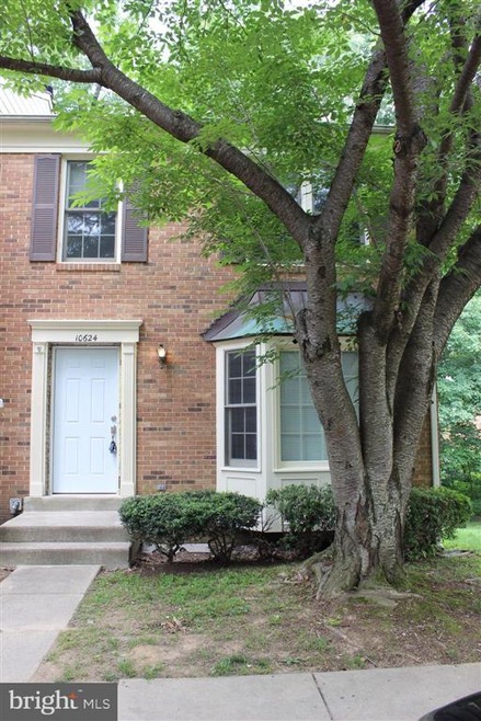 10624 Alison Dr, Burke, VA 22015 - photo 1