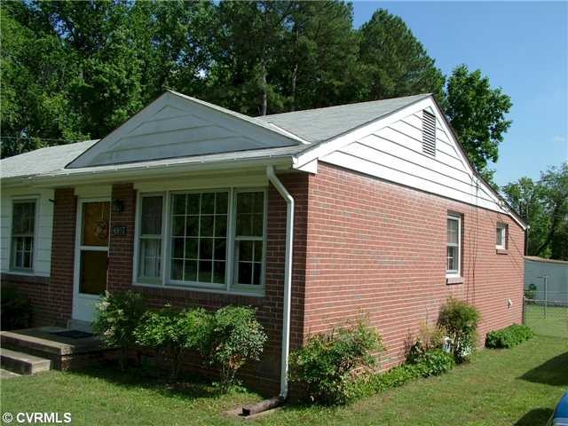 Exterior Front - Fabulous 3 bedroom, 1 bath brick 