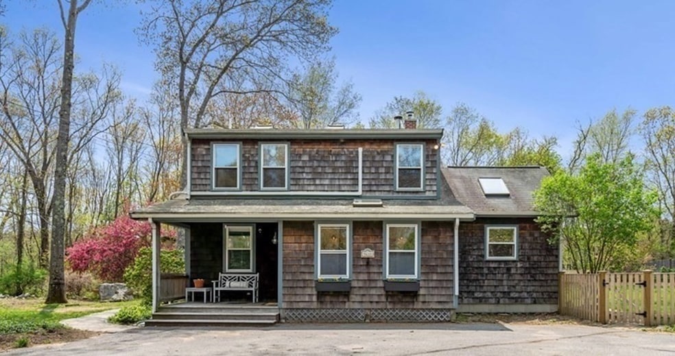 64 Larkin Rd, Byfield, MA 01922 - photo 1