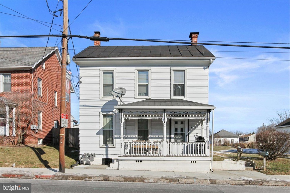 408 S Queen St, Littlestown, PA 17340 - photo 1
