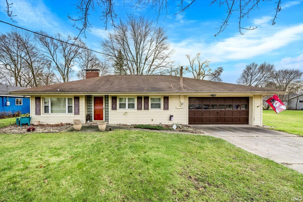 House sits on 2 lots with an additional 3rd lot in