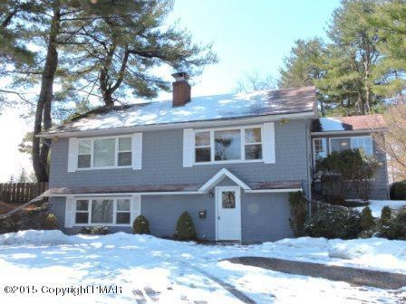 810 Stokes Ave, Stroudsburg, PA 18360 - photo 1