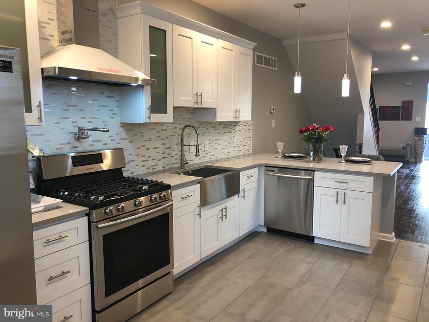 5549 Pine St, Philadelphia, PA 19143 - photo 1