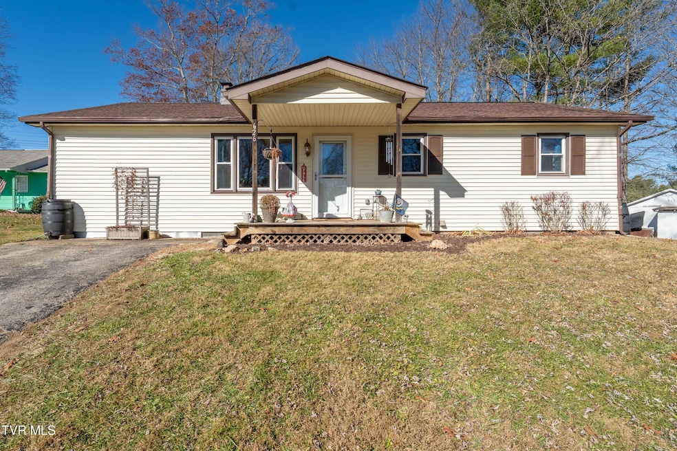 626 Hospital Hill Rd, Mountain City, TN 37683 - photo 1