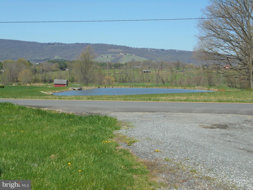 19100 Airmont Rd, Round Hill, VA 20141 - photo 1