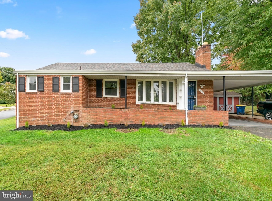 8303 Legation Rd, New Carrollton, MD 20784 - photo 1