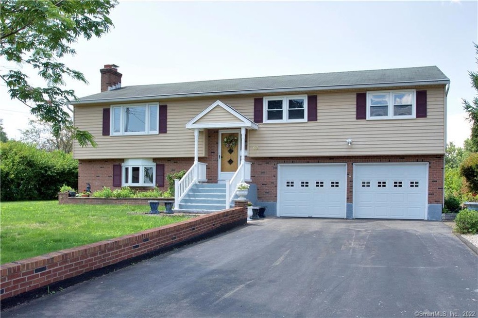 Welcome to 93 Morgan Circle!