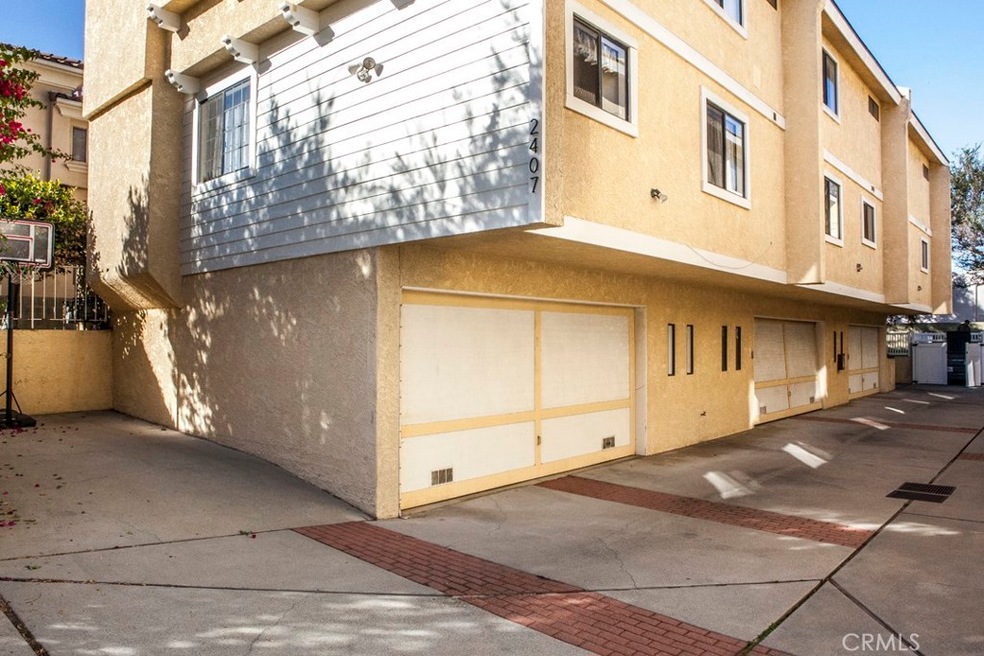 2407 Carnegie Ln unit 2, Redondo Beach, CA 90278 - photo 1