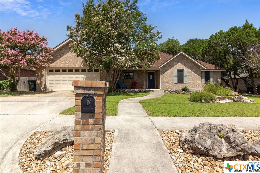 2006 Lancaster St, San Marcos, TX 78666 - photo 1