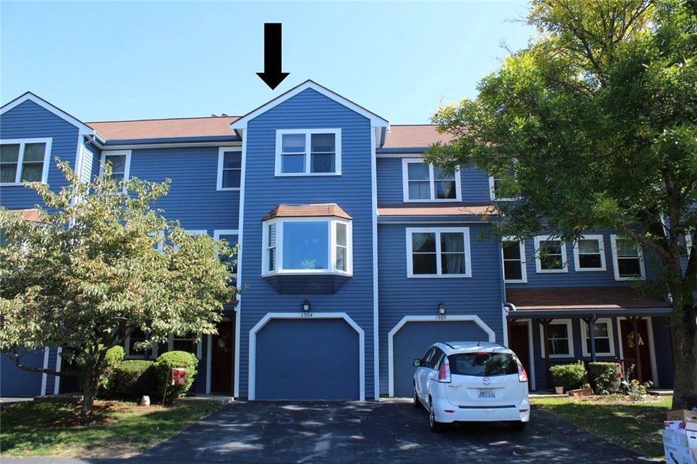 200 Heroux Blvd unit 1504, Cumberland, RI 02864 - photo 1