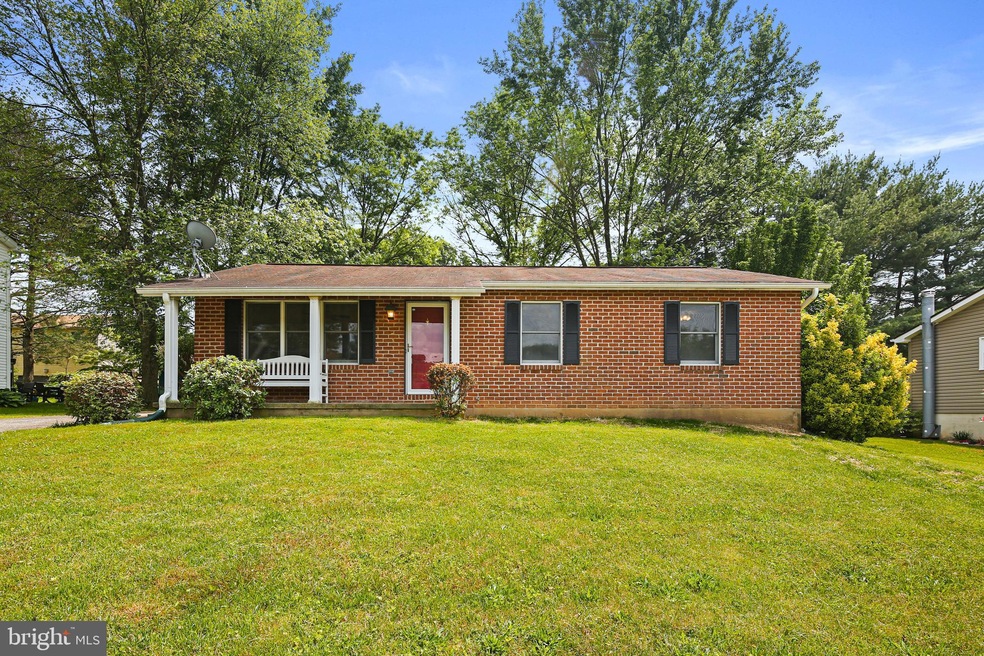 7249 Pommel Dr, Sykesville, MD 21784 - photo 1