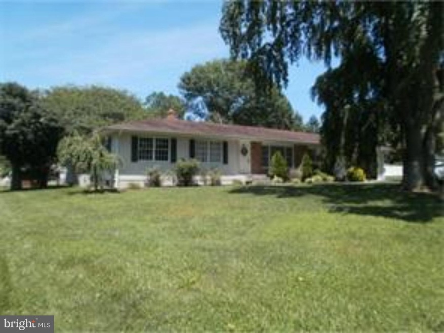 722 S Old Mill Rd, Dover, DE 19901 - photo 1