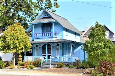 41 Narragansett Ave, Oak Bluffs, MA 02557 - photo 1