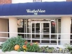 Sold $325,000 • Co-Listing Agent