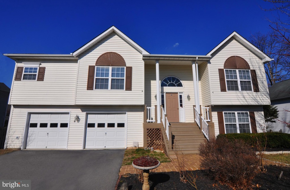 343 Montgomery Cir, Stephens City, VA 22655 - photo 1