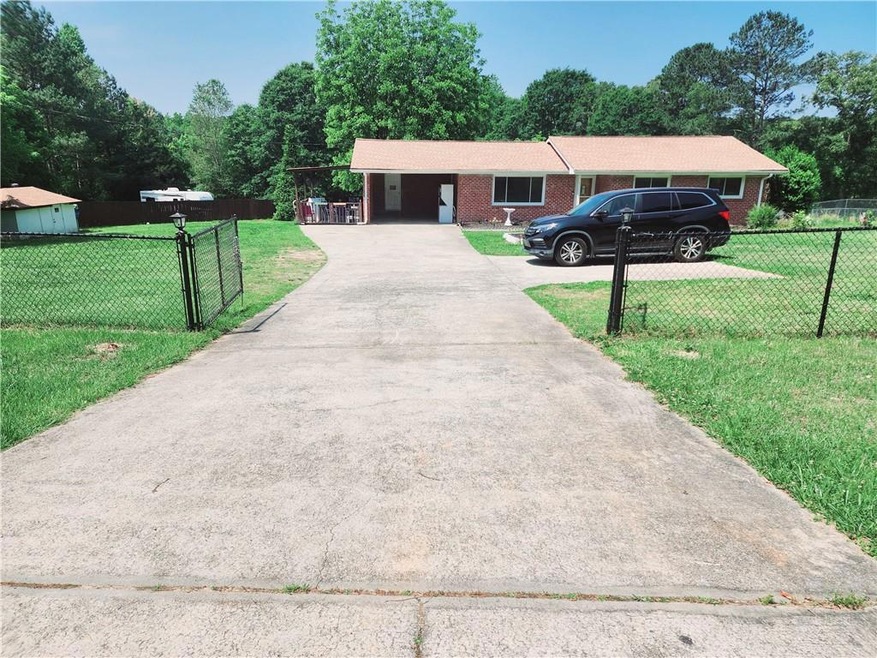 View of front of home with a front yard