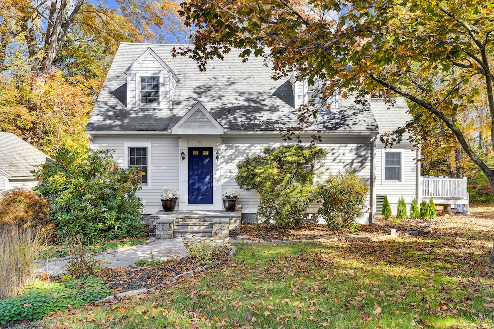 Under Contract $649,900