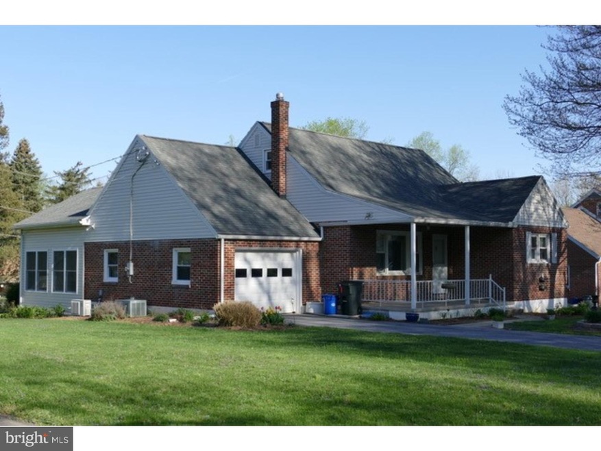 3044 Maple Ave, Reading, PA 19605 - photo 1