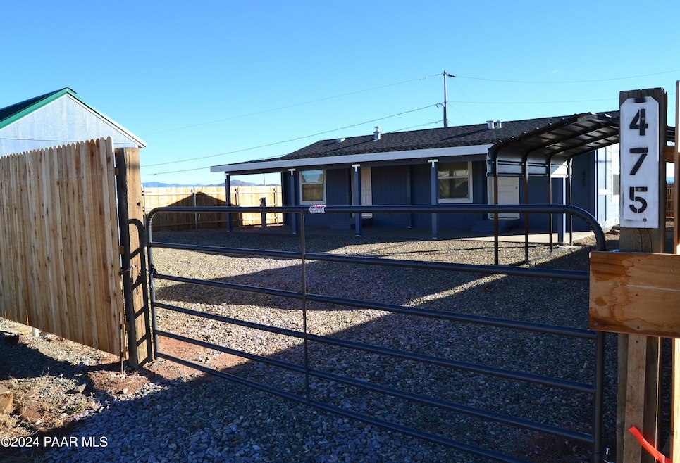 475 W Bermuda Ln, Paulden, AZ 86334 - photo 1