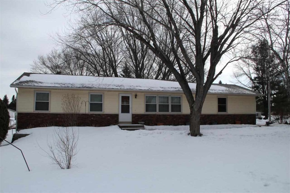 5190 Hill Top Rd, Fitchburg, WI 53711 - photo 1