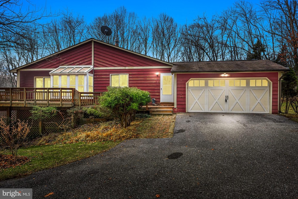 5761 Oakland Rd, Sykesville, MD 21784 - photo 1