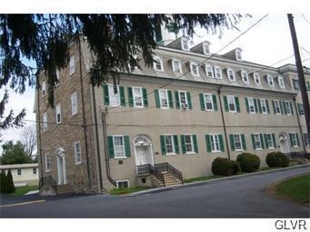 120 W Center St unit 2A Castle, Nazareth, PA 18064 - photo 1