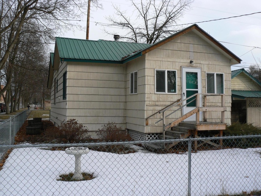 322 8th St E, Kalispell, MT 59901 - photo 1
