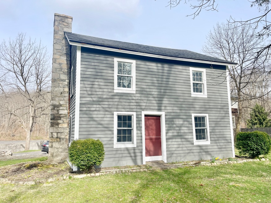 406 Redding Rd, Redding, CT 06896 - photo 1