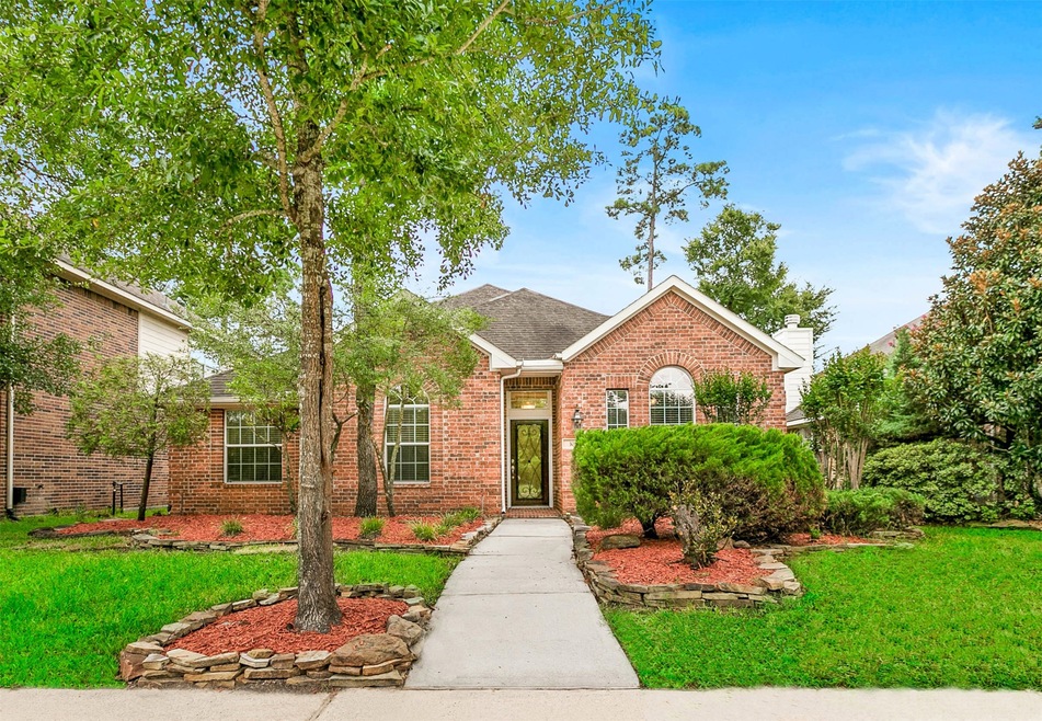 109 E Montfair Blvd, Spring, TX 77382 - photo 1