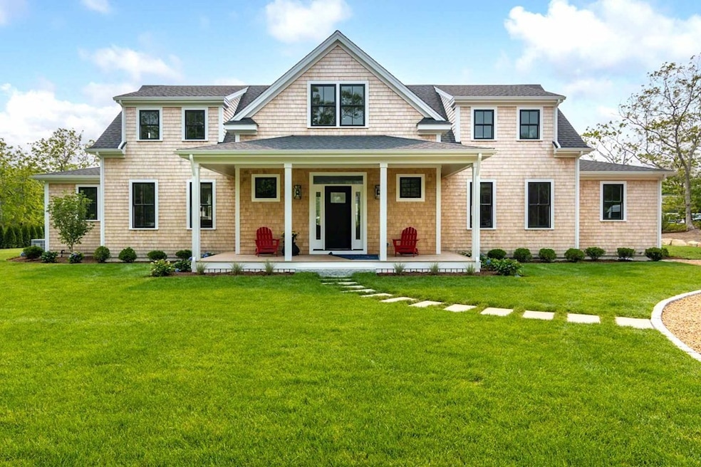 2 Bennett Way, Edgartown, MA 02539 - photo 1