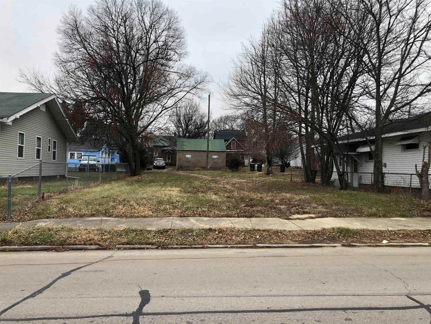 1214 W 1st St, Muncie, IN 47305 - photo 1