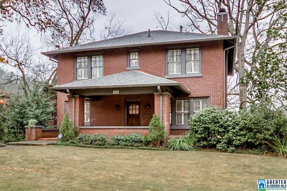 Full brick classic Forest Park style!