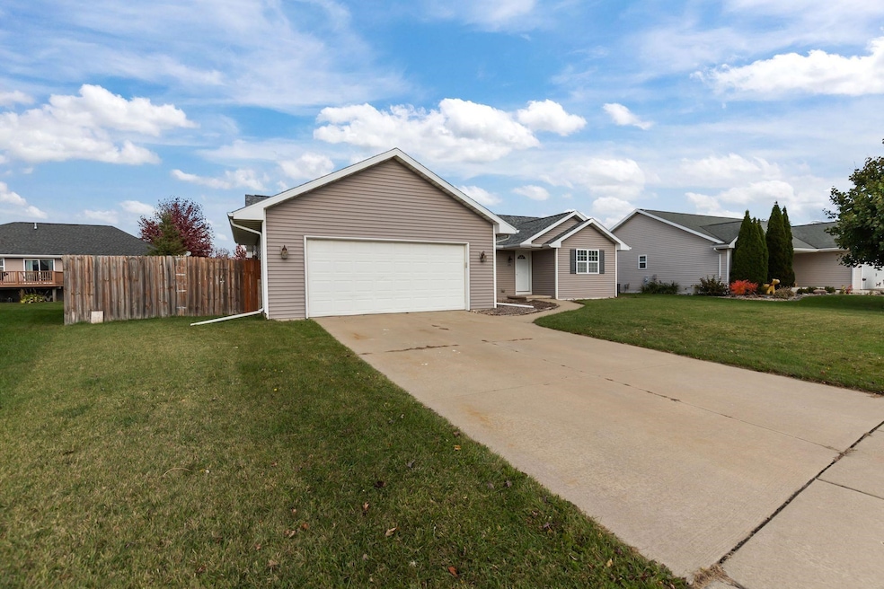 2170 Ryan Rd, de Pere, WI 54115 - photo 1