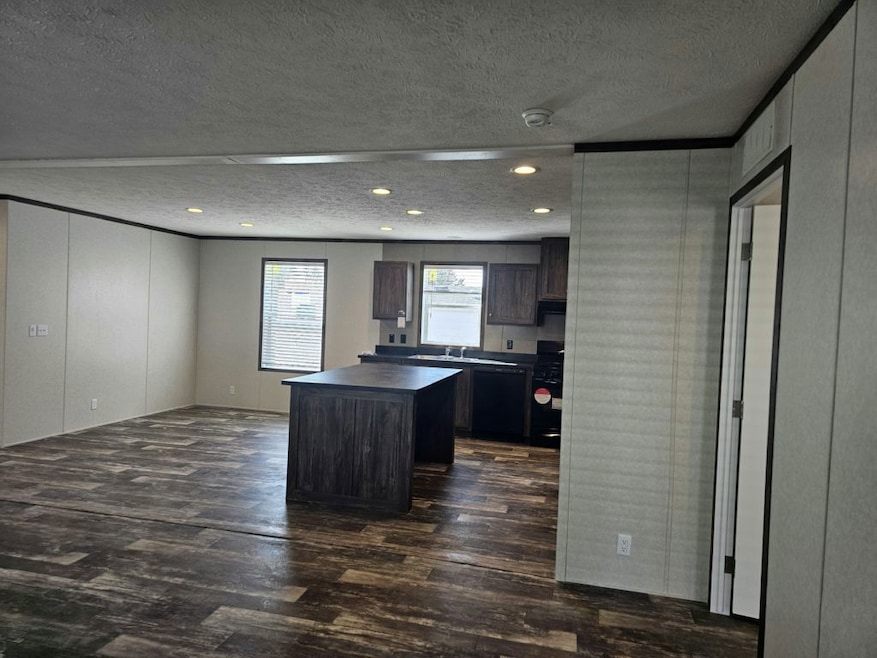 2525 County Line Rd unit 184, Des Moines, IA 50321 - photo 1