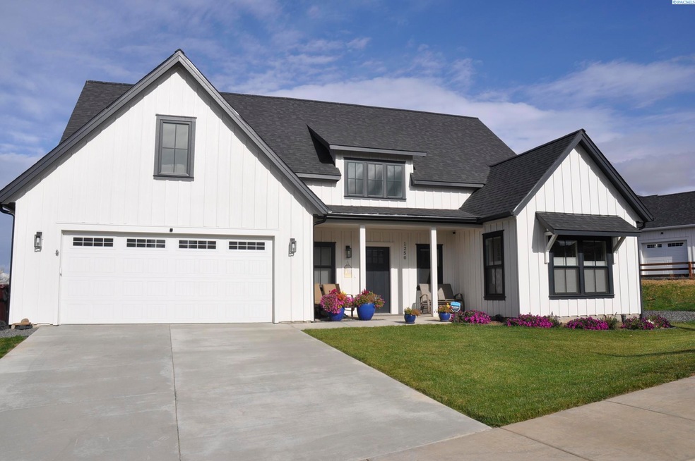 1250 Kamiak Ct, Pullman, WA 99163 - photo 1