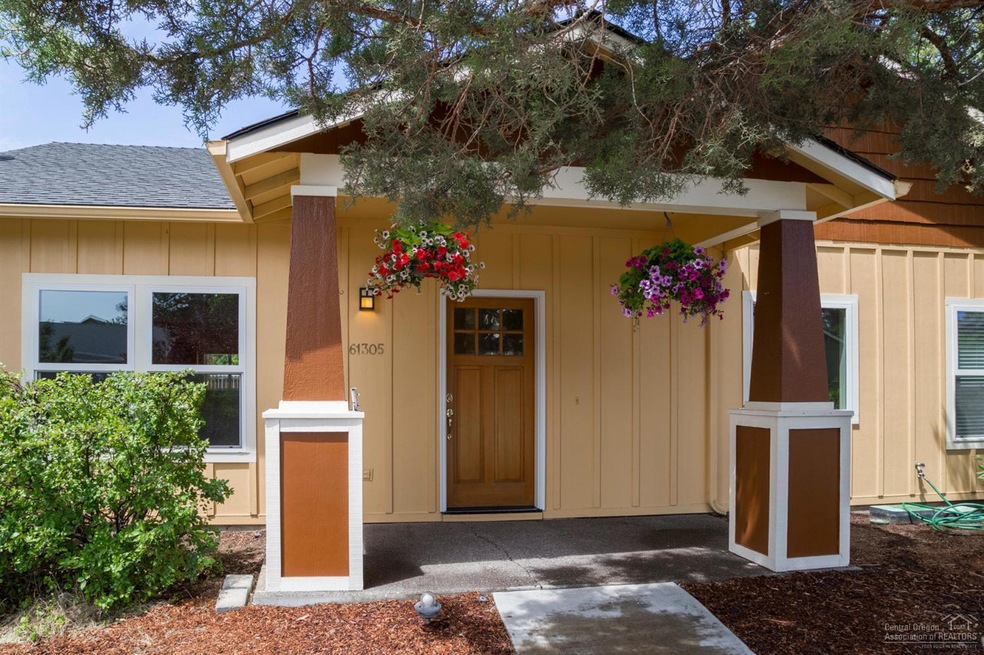 61305 Fairfield Dr, Bend, OR 97702 - photo 1