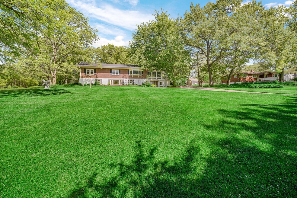 10611 Porter St, Crown Point, IN 46307 - photo 1