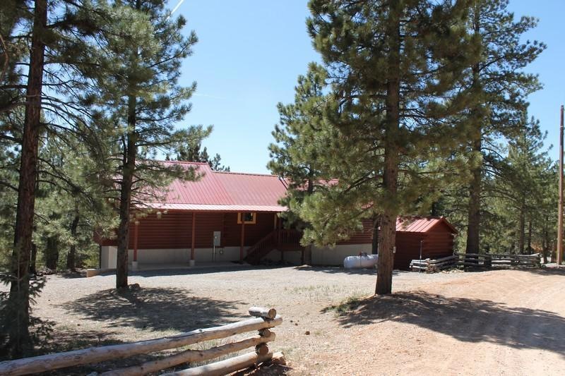 1995 E Strawberry Creek Dr