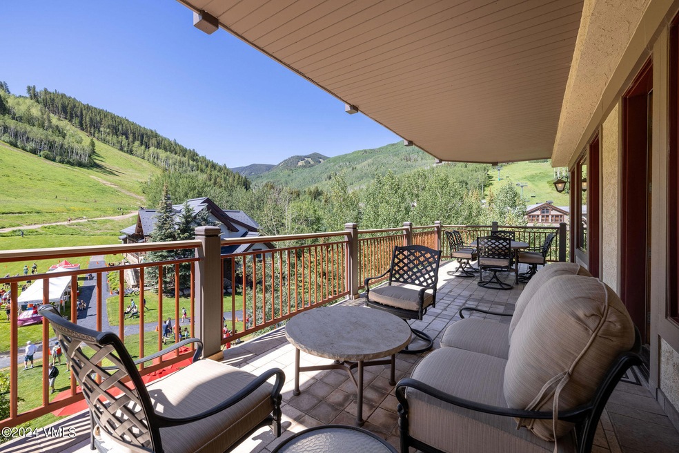one_bc_61_exterior_deck_b