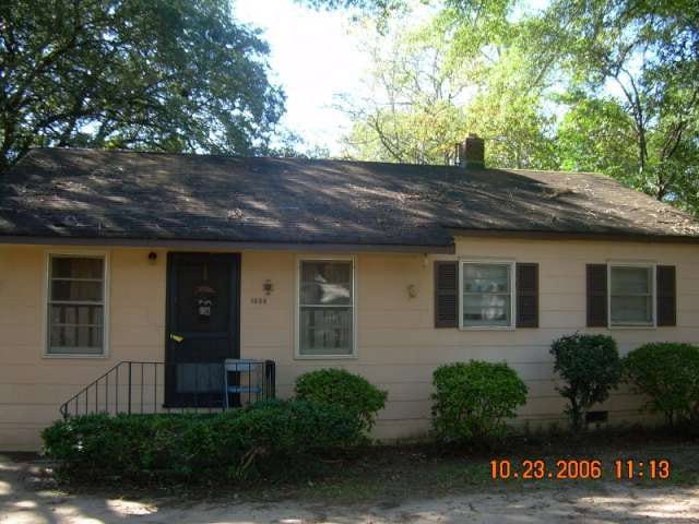 1606 Avalon Ave, Albany, GA 31707 - photo 1
