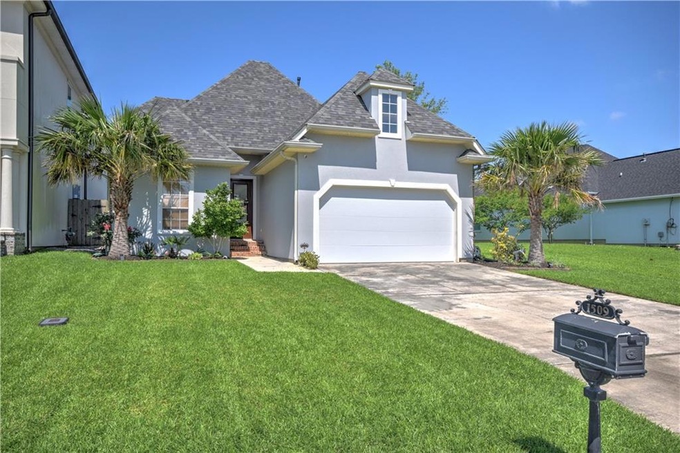 1509 Royal Palm Dr, Slidell, LA 70458 - photo 1