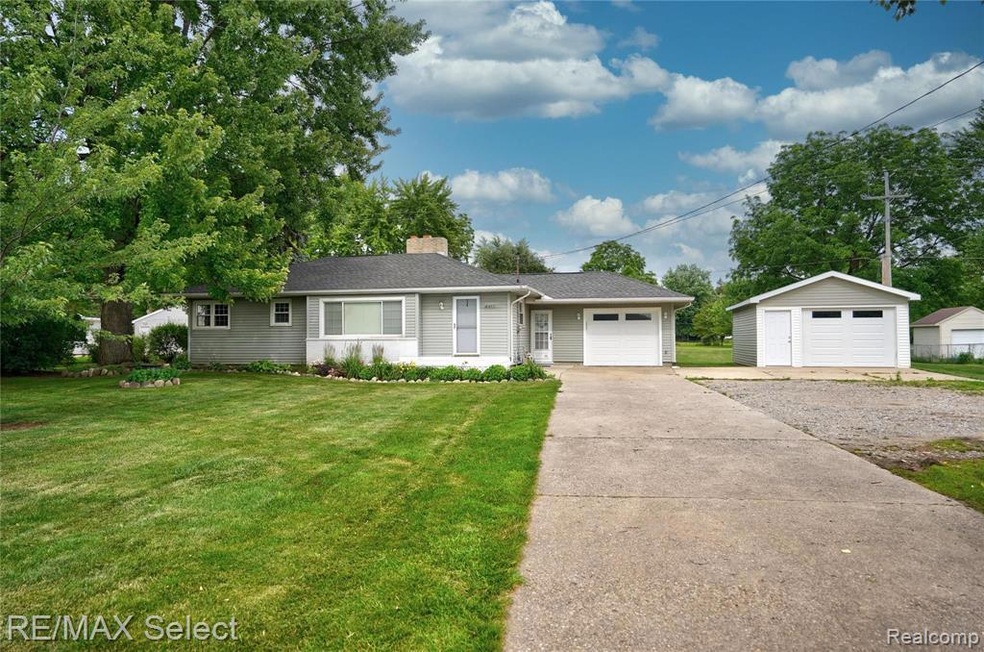 4413 Van Slyke Road 13.jpg