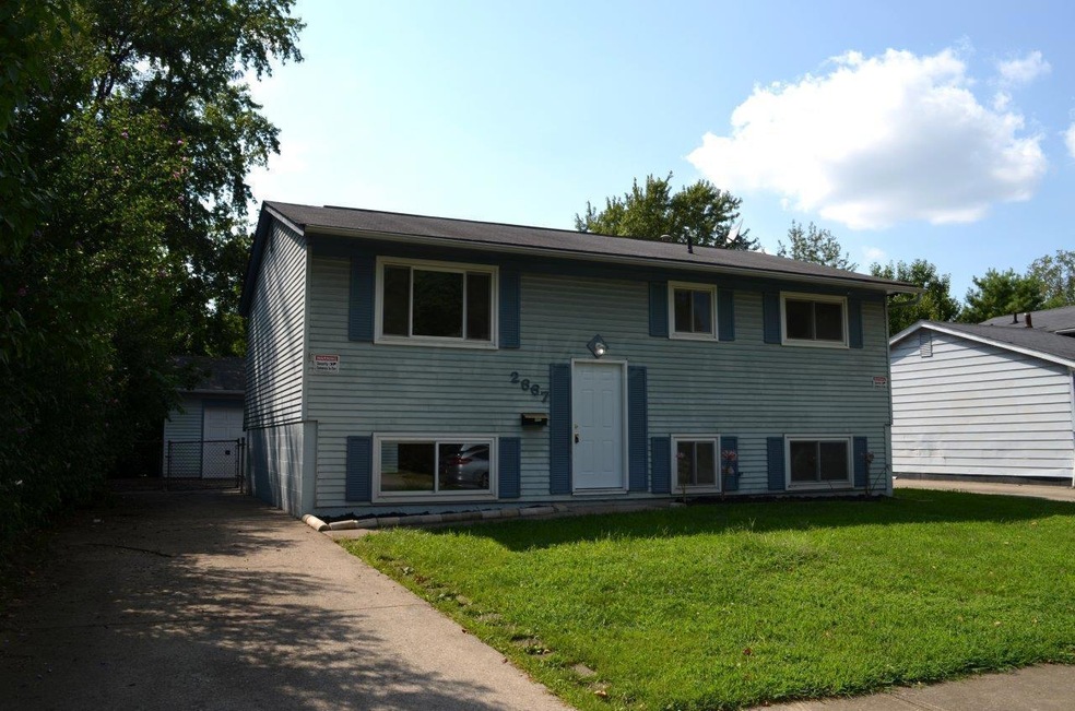 2667 Glenbriar St, Columbus, OH 43232 - photo 1