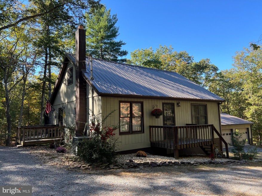 31 Hallies Ln, Berkeley Springs, WV 25411 - photo 1
